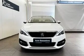 Peugeot 308, 1.2, 96 kW, бензин, автомат, передний привод