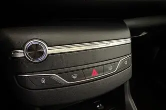 Peugeot 308, 1.2, 96 kW, бензин, автомат, передний привод
