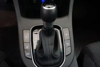 Hyundai i30, 1.0, 88 kW, hybrid, automatic, front-wheel drive