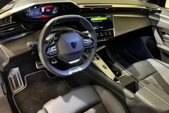 Peugeot 308, 1.2, 100 kW, гибрид, автомат, передний привод