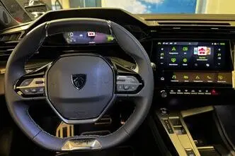 Peugeot 308, 1.2, 100 kW, гибрид, автомат, передний привод