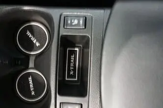 Nissan X-Trail, 1.6, 96 kW, дизель, автомат, передний привод