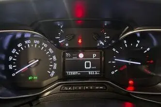 Citroën Berlingo, 1.2, 96 kW, bensiin, automaat, esivedu