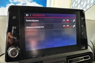 Citroën Berlingo, 1.2, 96 kW, bensiin, automaat, esivedu