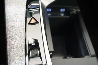 Peugeot 3008, 1.2, 100 kW, hübriid, automaat, esivedu
