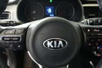 Kia Stonic, 1.0, 88 kW, бензин, автомат, передний привод