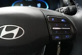 Hyundai i30, 1.0, 73 kW, бензин, автомат, передний привод