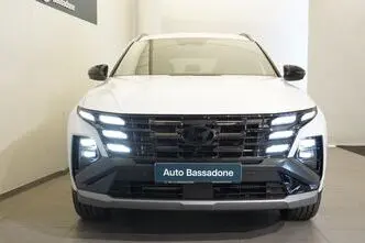 Hyundai Tucson, 1.6, 117 kW, гибрид, автомат, передний привод