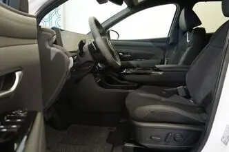 Hyundai Tucson, 1.6, 117 kW, гибрид, автомат, передний привод