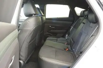 Hyundai Tucson, 1.6, 117 kW, гибрид, автомат, передний привод