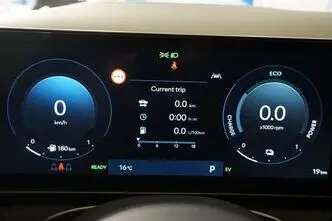 Hyundai Tucson, 1.6, 117 kW, гибрид, автомат, передний привод
