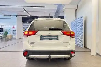 Mitsubishi Outlander, 2.3, 110 kW, diisel, automaat, nelikvedu