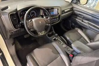 Mitsubishi Outlander, 2.3, 110 kW, diisel, automaat, nelikvedu