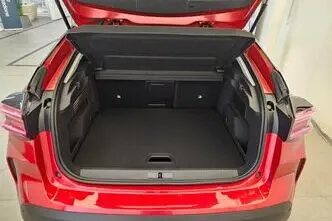 Citroën C4, 1.2, 96 kW, hübriid, automaat, esivedu