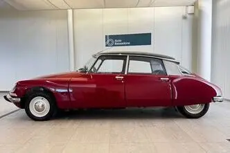 Citroën DS, 2.3, 85 kW, bensiin, manuaal, esivedu