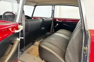 Citroën DS, 2.3, 85 kW, bensiin, manuaal, esivedu