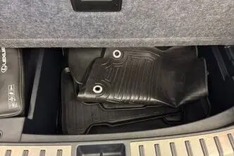Lexus NX 300h, 2.5, 114 kW, hübriid, automaat, esivedu