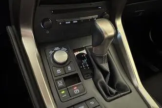 Lexus NX 300h, 2.5, 114 kW, hübriid, automaat, esivedu