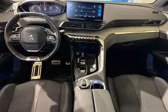 Peugeot 5008, 1.5, 96 kW, дизель, автомат, передний привод