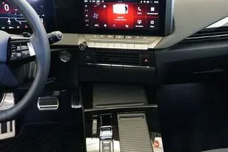 Opel Astra, 96 kW, bensiin, automaat, esivedu