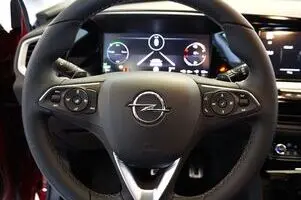 Opel Grandland, 1.6, 133 kW, hübriid, automaat, esivedu