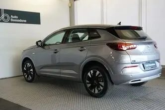 Opel Grandland, 96 kW, бензин, автомат, передний привод