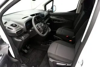 Opel Combo, 1.5, 75 kW, дизель, механическая, передний привод