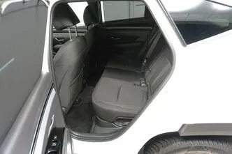 Hyundai Tucson, 1.6, 132.4 kW, гибрид, автомат, полный привод