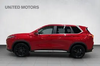 Maxus Euniq 6, 65 kW, electric, automatic, front-wheel drive