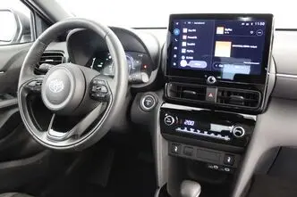 Toyota Yaris Cross, 1.5, 68 kW, hübriid, automaat, esivedu