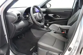 Toyota Yaris Cross, 1.5, 68 kW, hübriid, automaat, esivedu