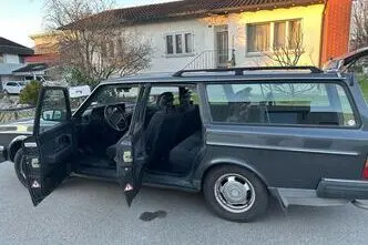 Volvo 240, 2.3, bensiin, manuaal, tagavedu