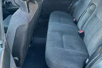 Volvo 240, 2.3, bensiin, manuaal, tagavedu