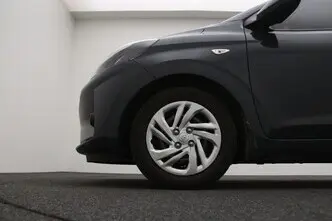 Hyundai i10, 1.0, 49 kW, bensiin, manuaal, esivedu