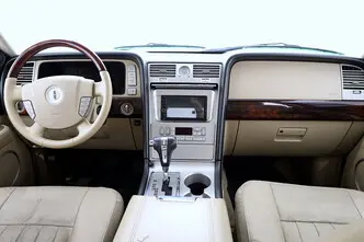 Lincoln Navigator, 5.4, 304 kW, bensiin+lpg, automaat, nelikvedu
