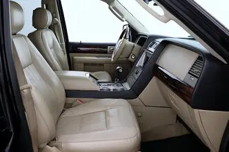 Lincoln Navigator, 5.4, 304 kW, bensiin+lpg, automaat, nelikvedu