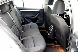 Škoda Octavia, 1.4, 110 kW, bensiin+cng, automaat, esivedu