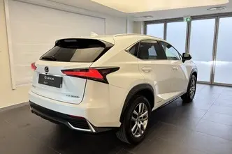 Lexus NX 300h, 2.5, 114 kW, hübriid, automaat, nelikvedu
