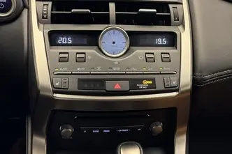 Lexus NX 300h, 2.5, 114 kW, hübriid, automaat, nelikvedu