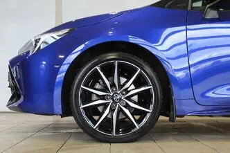 Toyota Corolla, 2.0, 112 kW, hübriid, automaat, esivedu