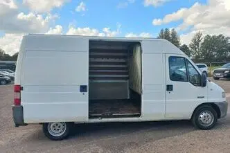 Peugeot Boxer, 2.4, 79 kW, diisel, manuaal, esivedu