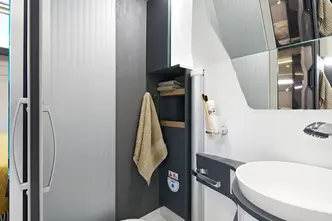 Laika Kosmo, 2.0, 103 kW, diisel, manuaal, esivedu