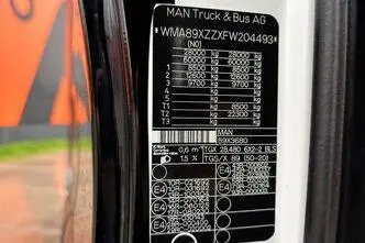 MAN TGX 28.480 6x2, 353 kW, diesel, automatic