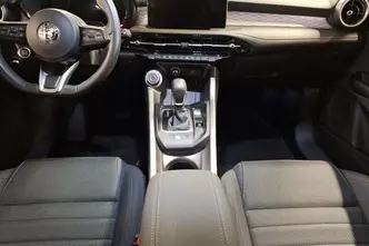 Alfa Romeo Tonale, 1.3, 206 kW, plug-in hybrid, automatic, four-wheel drive