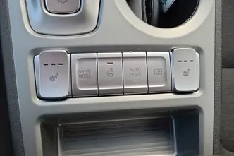 Hyundai Kona, 100 kW, elekter, automaat, esivedu