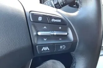 Hyundai Kona, 100 kW, elekter, automaat, esivedu