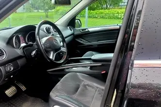 Mercedes-Benz ML 320, 3.0, 165 kW, diesel, automatic, four-wheel drive