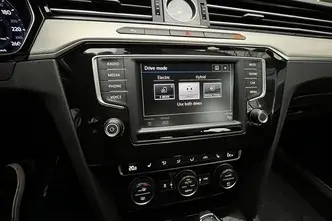 Volkswagen Passat, 1.4, 115 kW, plug-in hybrid, automatic, front-wheel drive