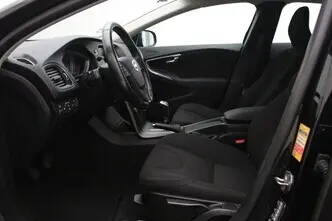 Volvo V40, 2.0, 88 kW, дизель, механическая, передний привод