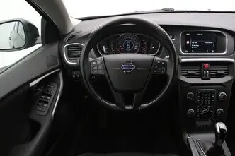 Volvo V40, 2.0, 88 kW, дизель, механическая, передний привод